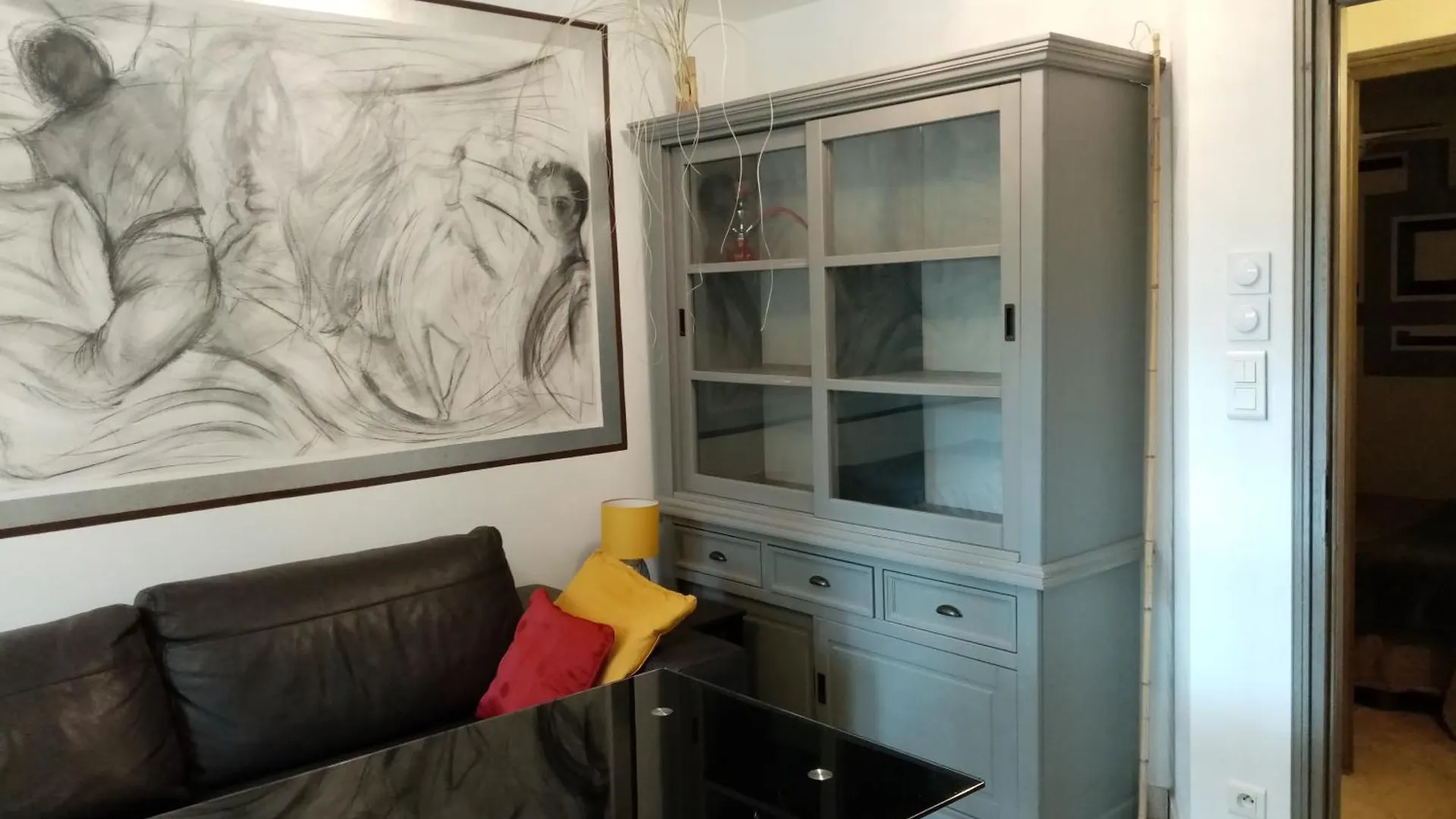 Fully Equipped 1-Bdrm Apartment Cours Mirabeau Aix En Provence 普罗旺斯地区艾克斯 法国